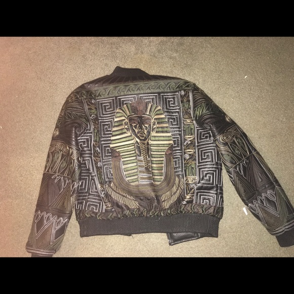 Fall/winter Jacket - Picture 2 of 2